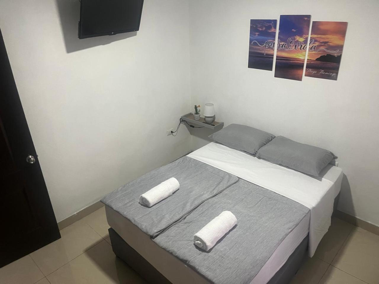 Casa Bosque Guesthouse & Car Rental - Free Sjo Airport Shuttle Desamparados  Exterior foto