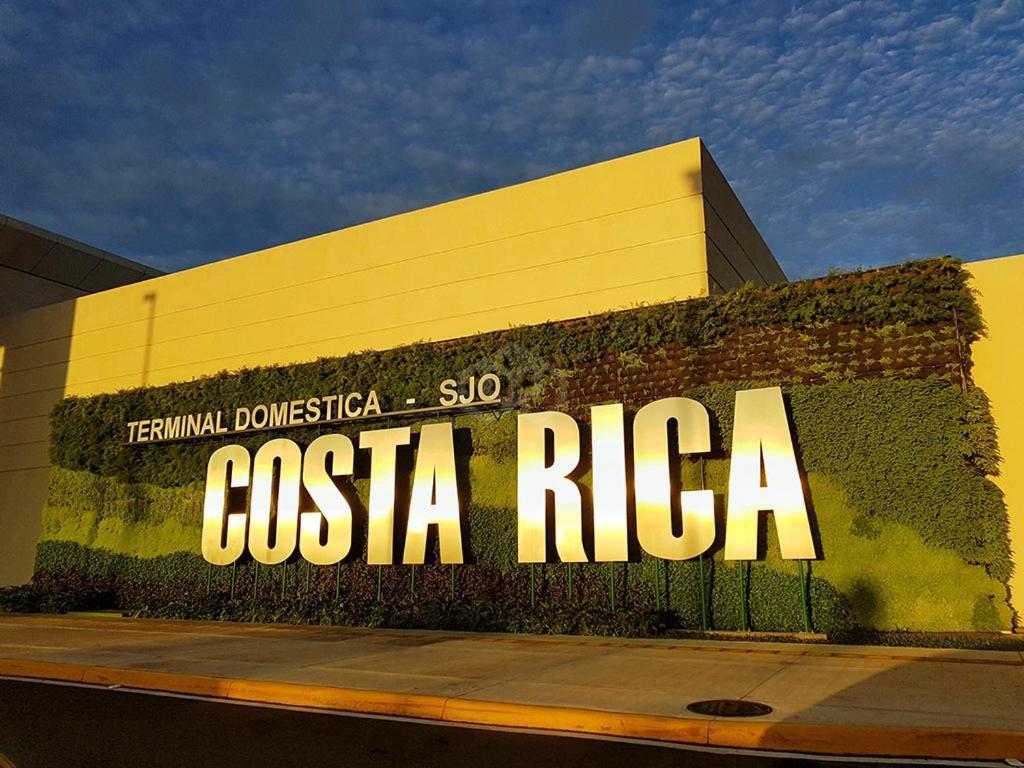 Casa Bosque Guesthouse & Car Rental - Free Sjo Airport Shuttle Desamparados  Exterior foto